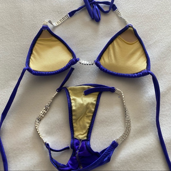 NEW/ NEVER WORN : CJ Pro Competition Bikini Suit NPC OCB IFBB. BRAND NEW. - Picture 5 of 16